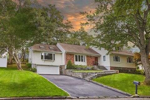 Photo of 179 Van Etten Boulevard, New Rochelle, NY 10804 (MLS # 917085)
