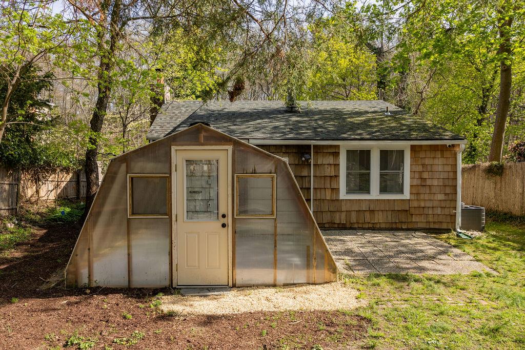 65 Hollow Road, Stony Brook, New York image 27