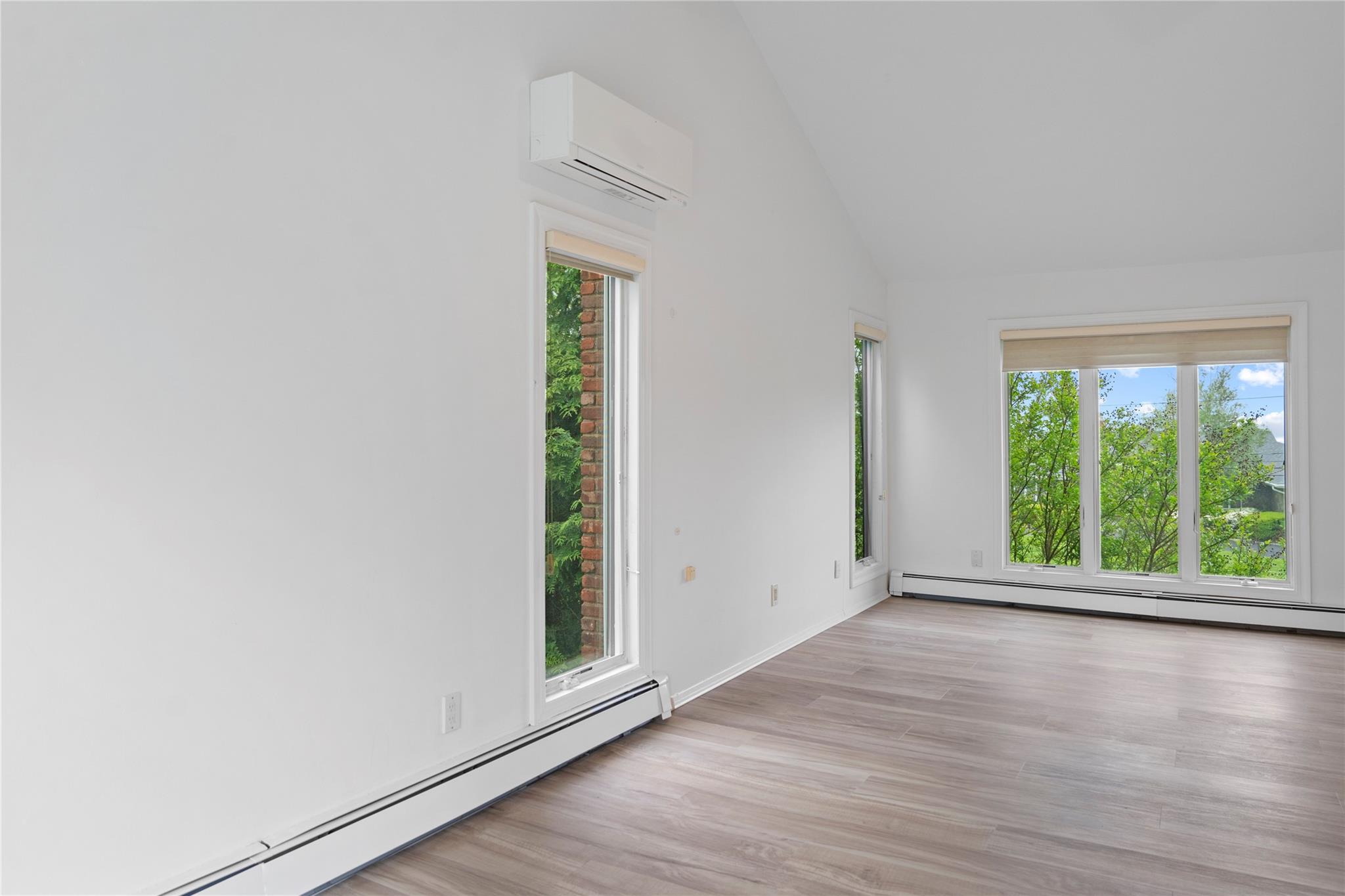 16 Eastland Drive, Glen Cove, New York image 17