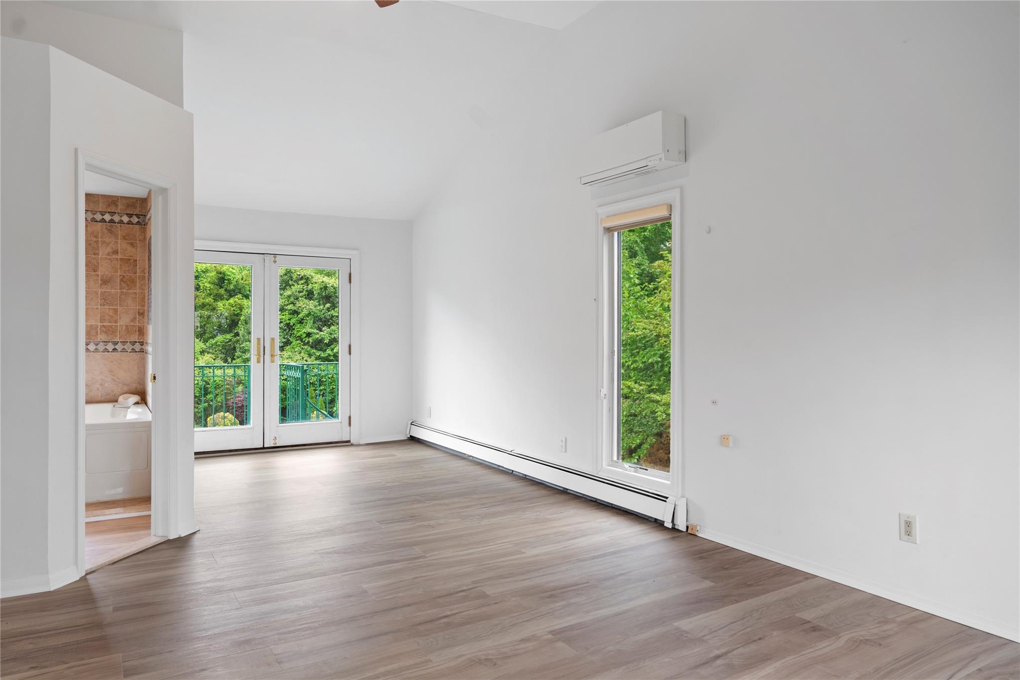 16 Eastland Drive, Glen Cove, New York image 18