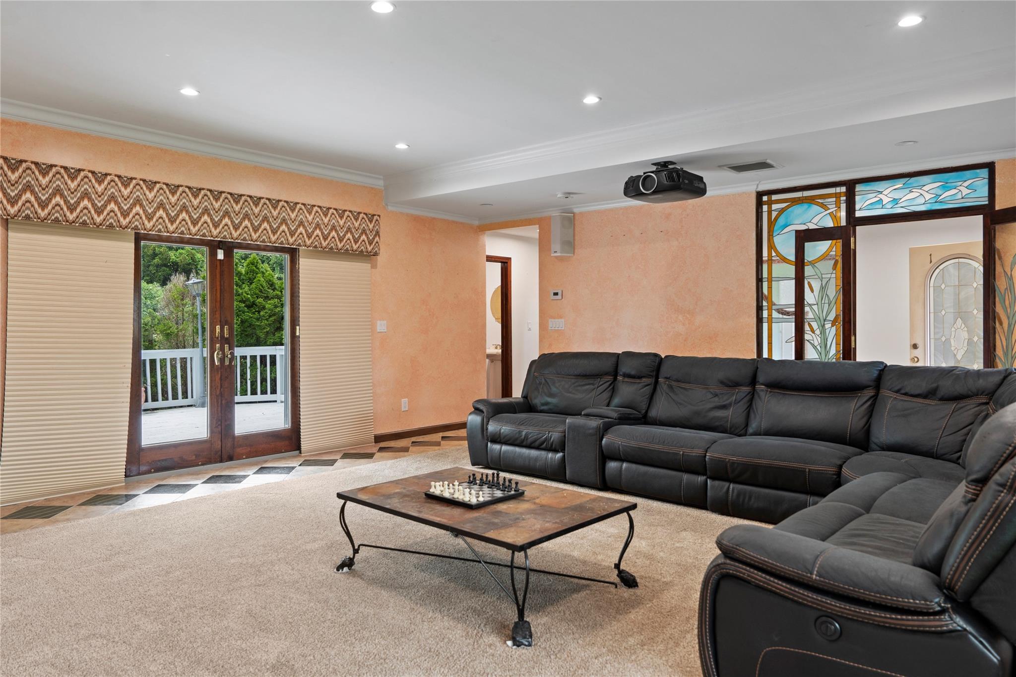 16 Eastland Drive, Glen Cove, New York image 8