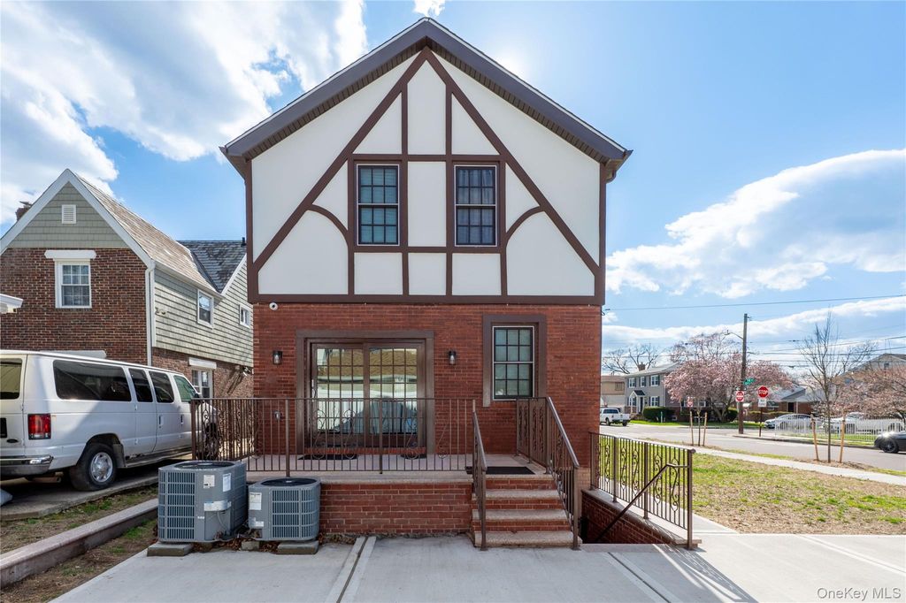 Photo of 112-03 178th Street, Addisleigh Park, NY 11433 (MLS # 984894)