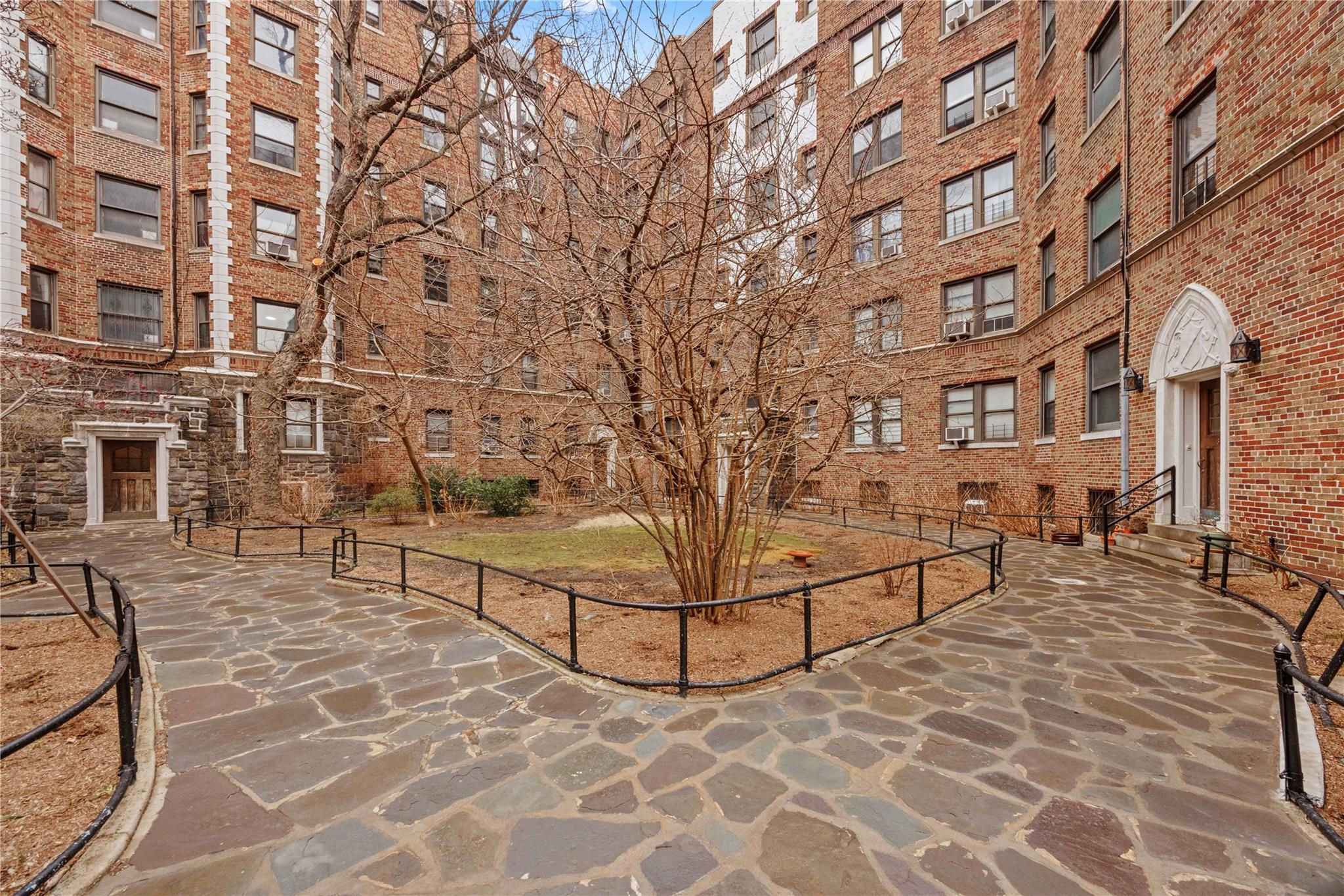 3394 Wayne Avenue #E23, New York, New York image 5