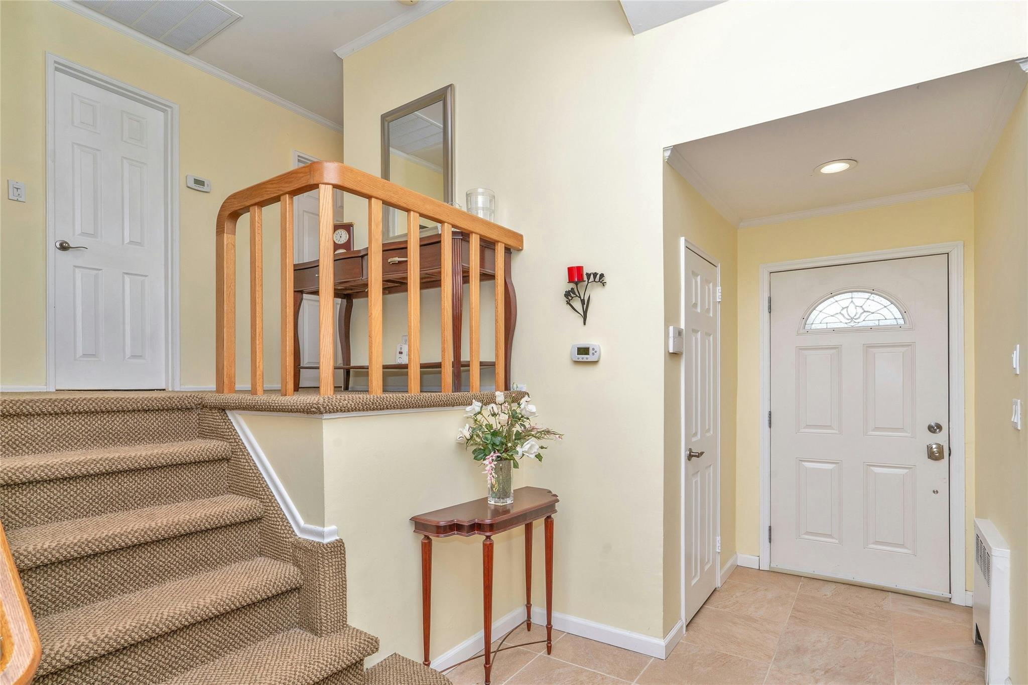 57 Glenwood Road, Plainview, New York image 6