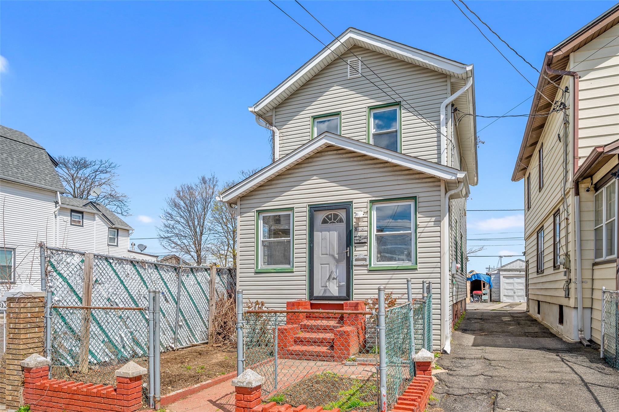 8951 121st Street, Richmond Hill, New York image 2