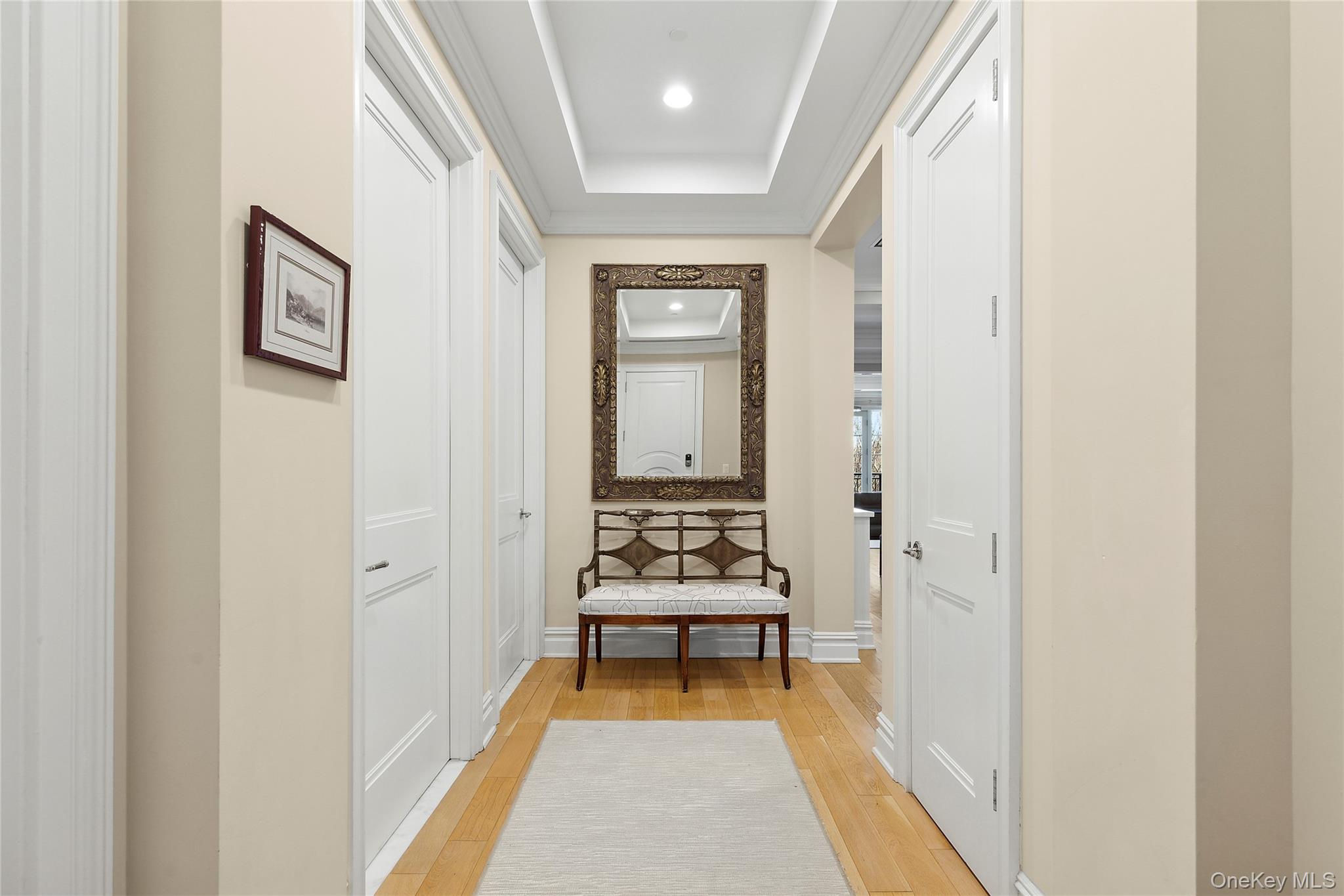 1000 Royal Court 1106