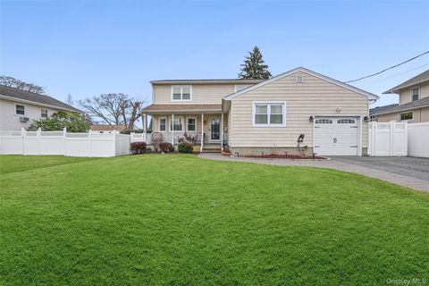 3993 Fulton Avenue Seaford NY 11783