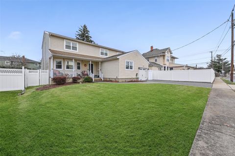 3993 Fulton Avenue Seaford NY 11783