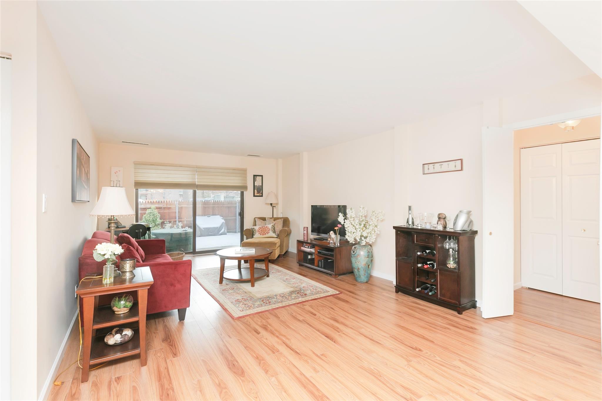 28 Bronxville Glen Drive #1, Bronxville, New York image 9