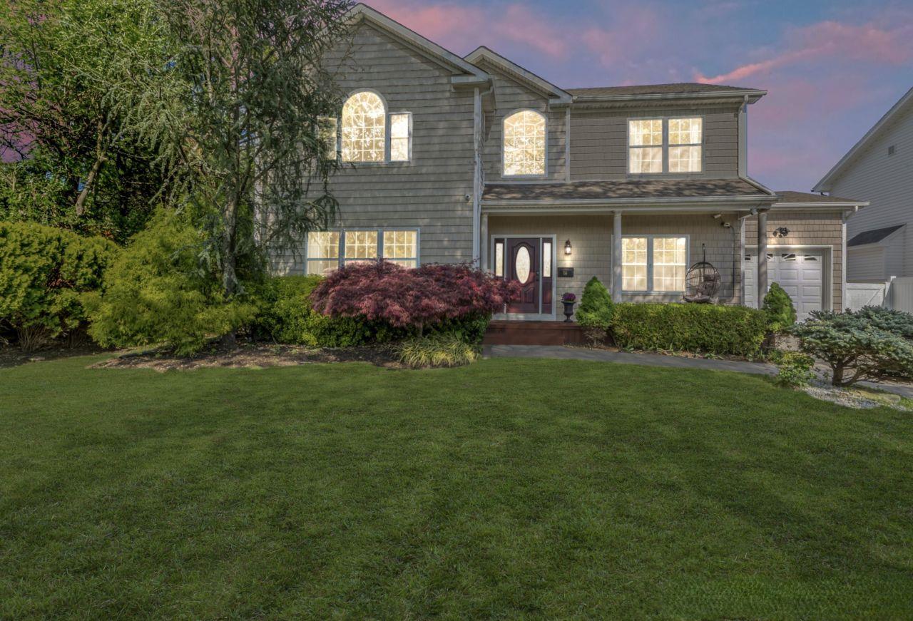 16 Terry Lane, Plainview, New York image 43
