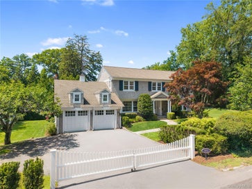 911 Cove Road Mamaroneck NY 10543