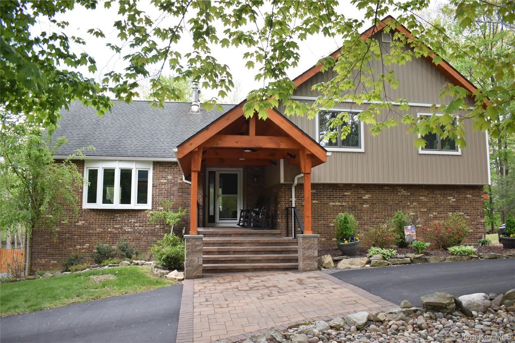 Photo of 90 M And M Road, Middletown, NY 10940 (MLS # 997326)