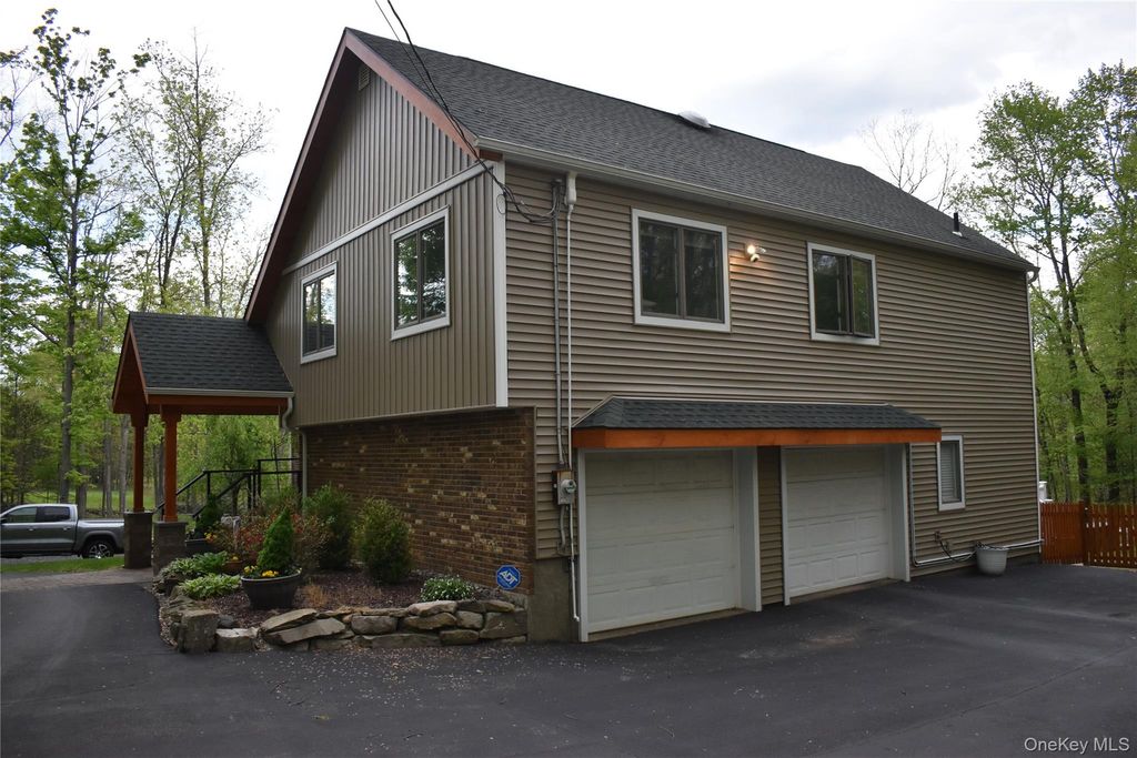 Photo of 90 M And M Road, Middletown, NY 10940 (MLS # 997326)