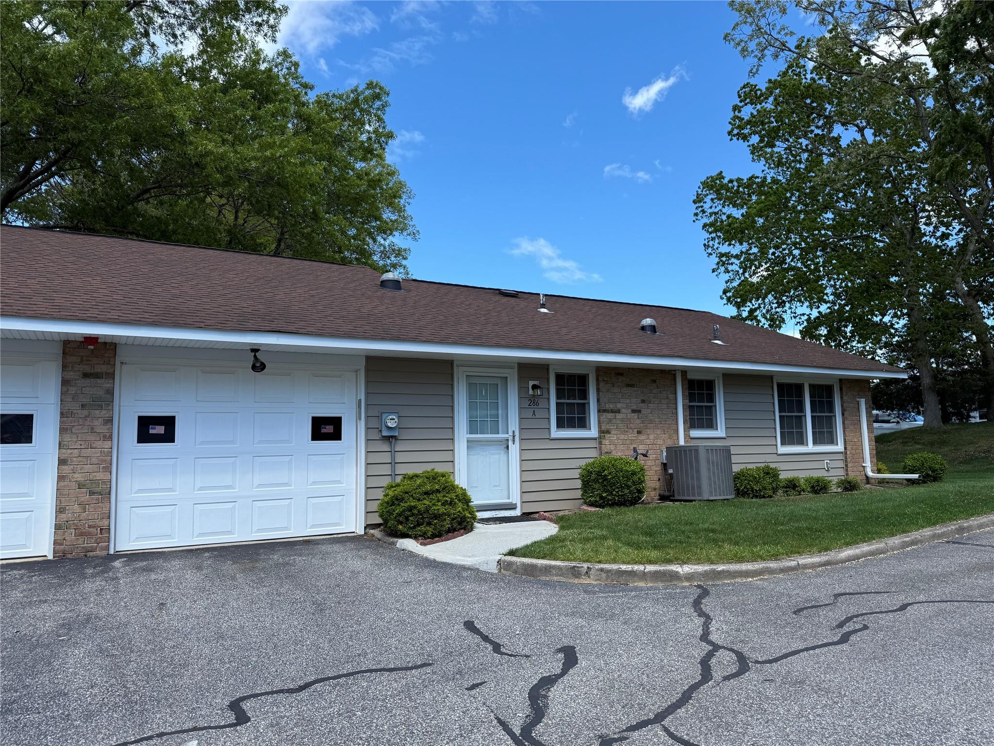 286 Berwick Court #A, Ridge, New York image 1