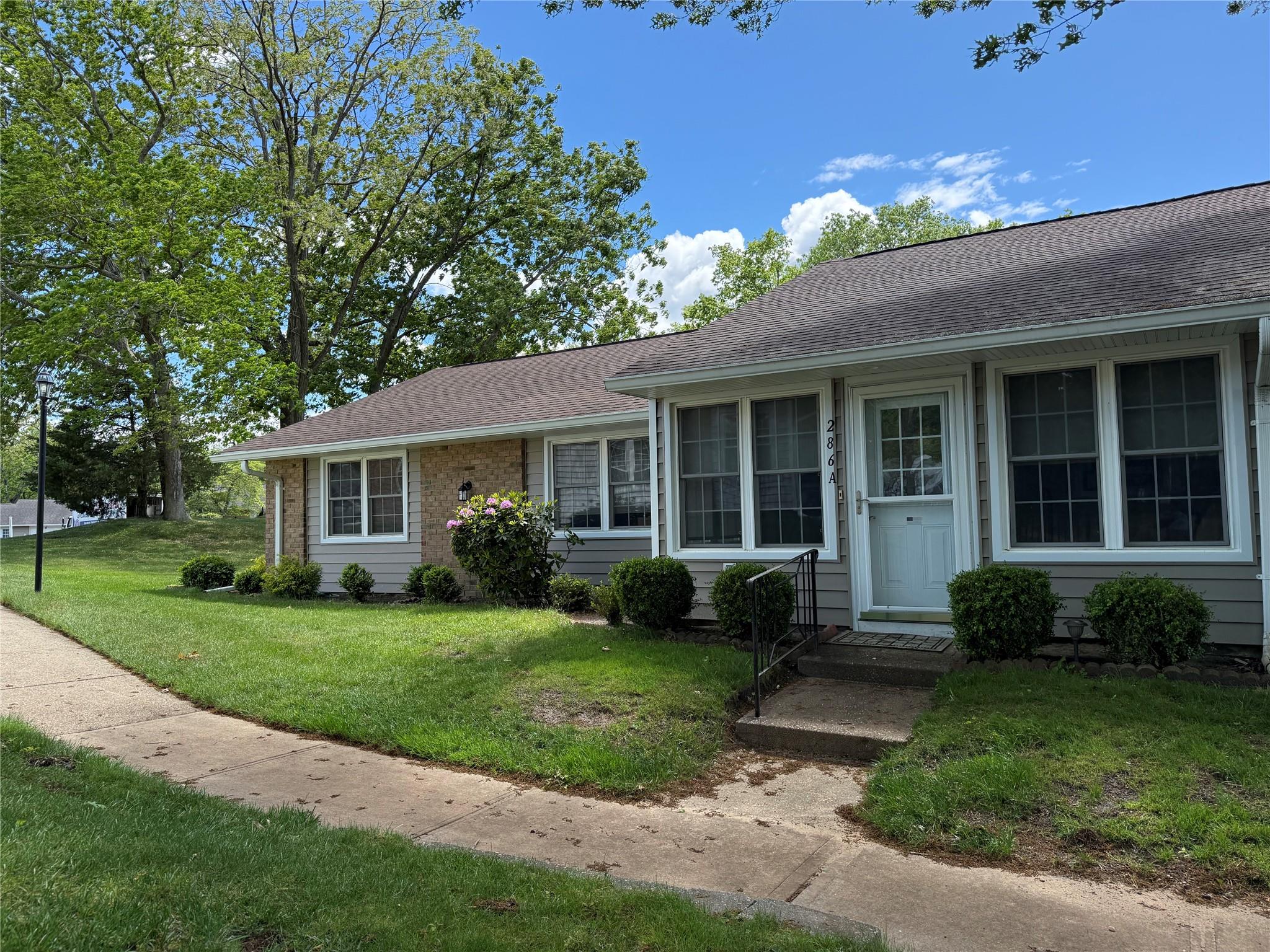 286 Berwick Court #A, Ridge, New York image 4