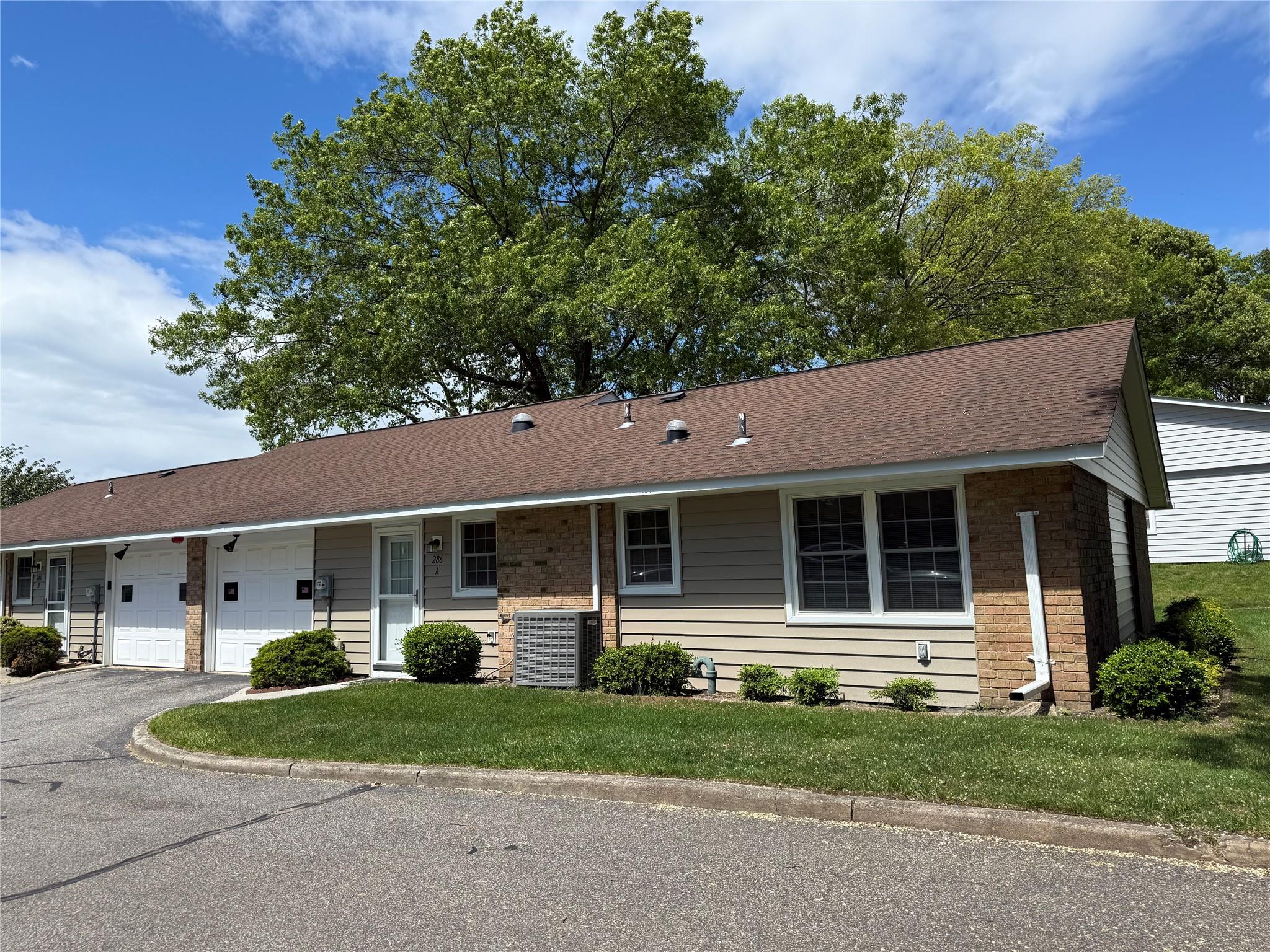 286 Berwick Court #A, Ridge, New York image 2