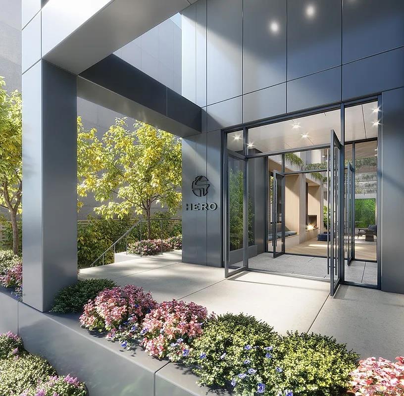 2416 Queens Plaza S 18B