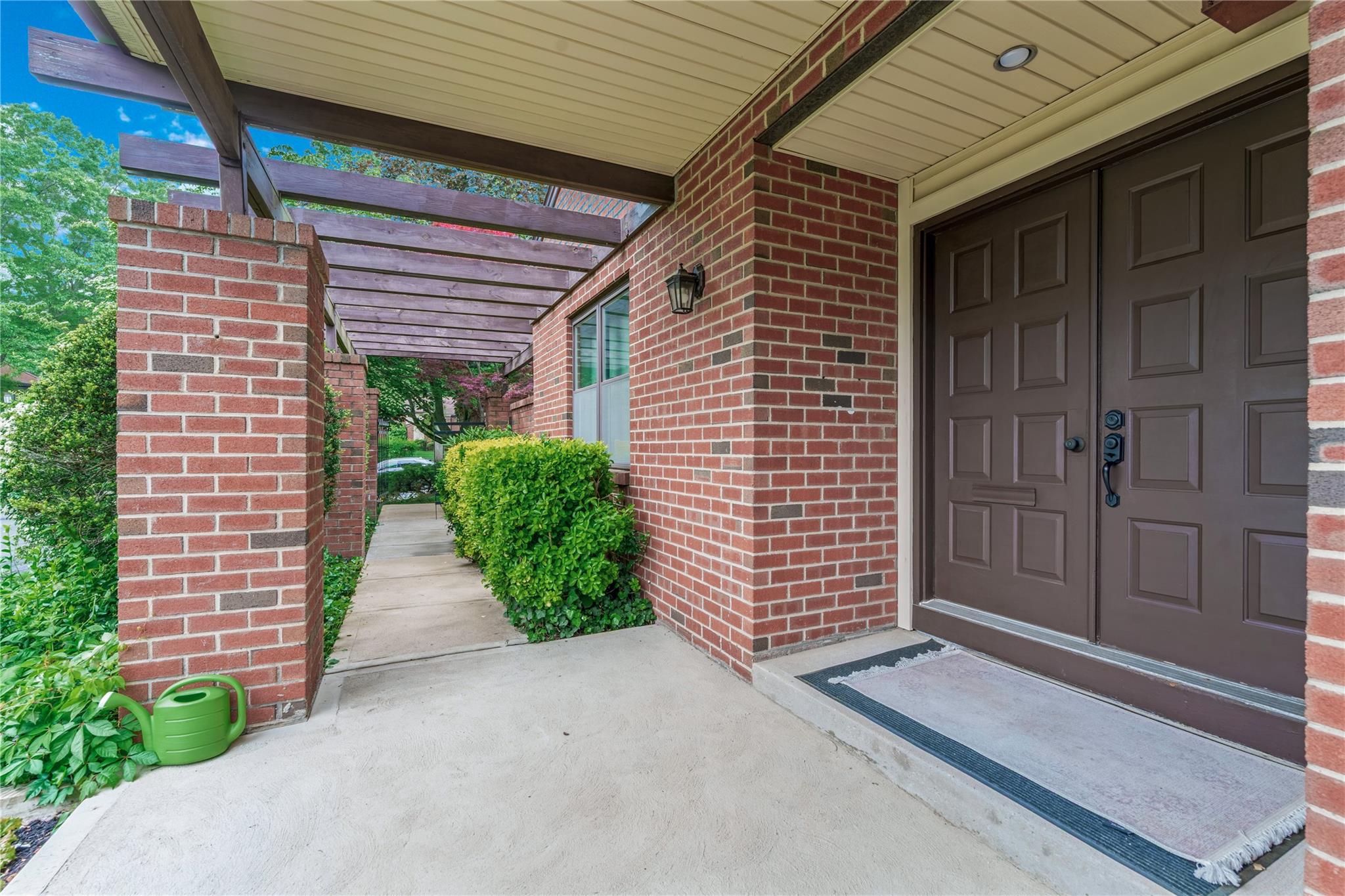 291 Starling Court