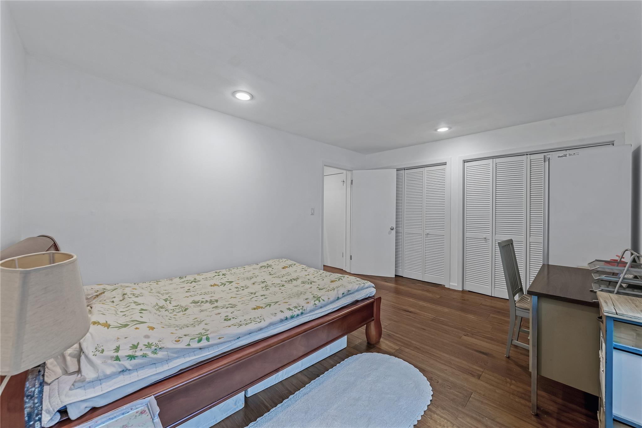 291 Starling Court, Manhasset, New York image 27