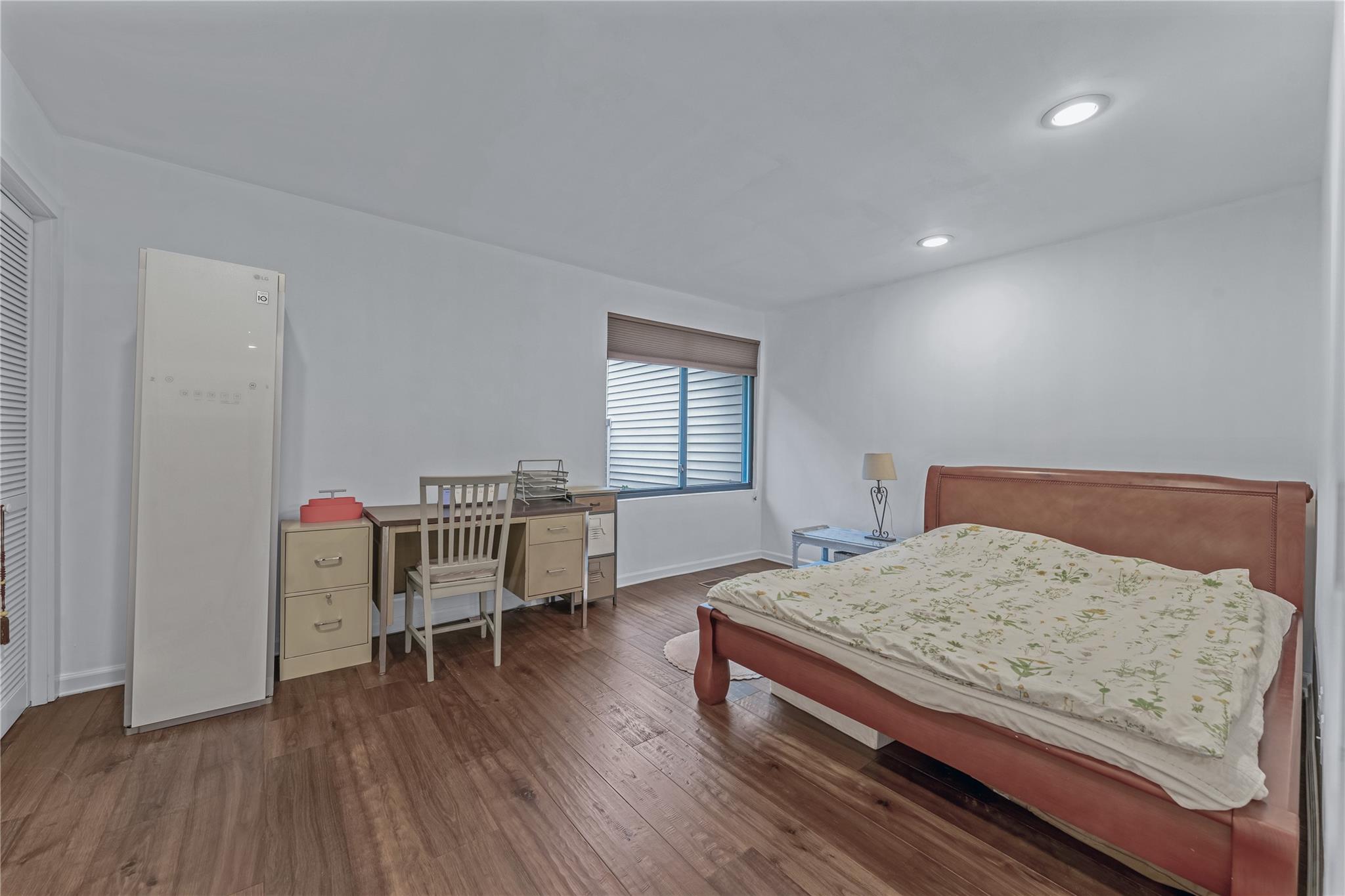 291 Starling Court, Manhasset, New York image 26