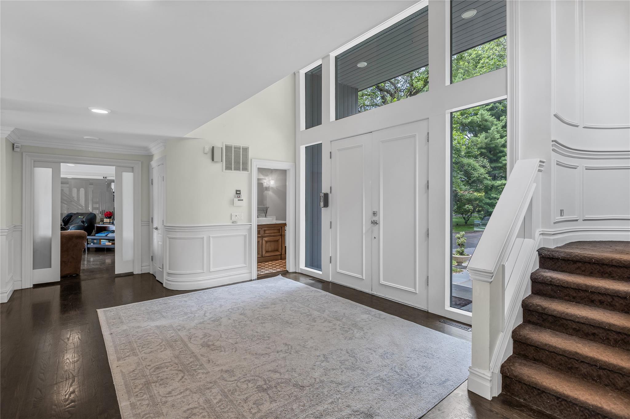 6 Fox Hunt Court