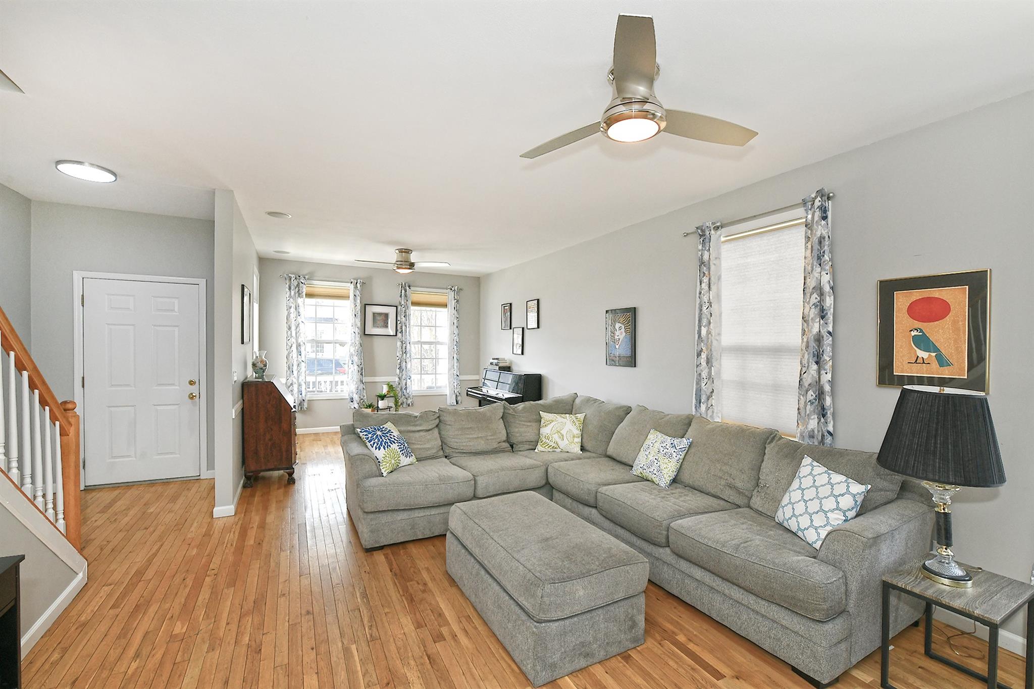 209 Pleasant Drive, Bay Shore, New York image 8
