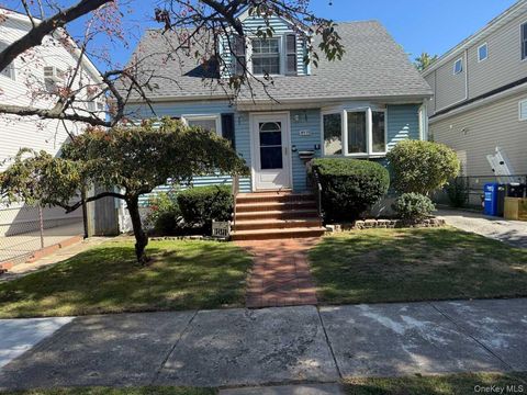 4919 169th Street Fresh Meadows NY 11365