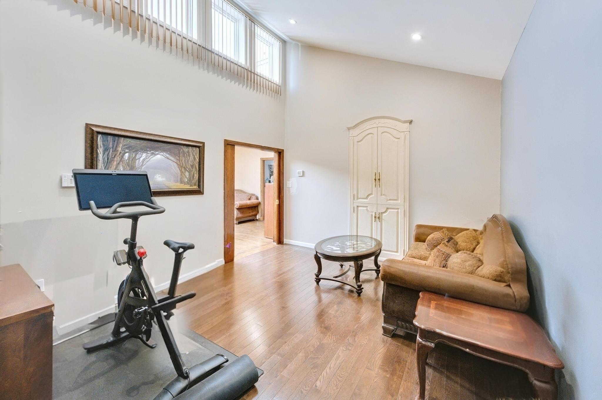 158-08 81st St St, Howard Beach, New York image 20