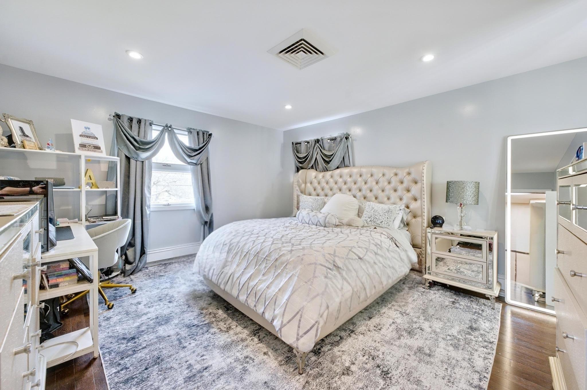 158-08 81st St St, Howard Beach, New York image 28