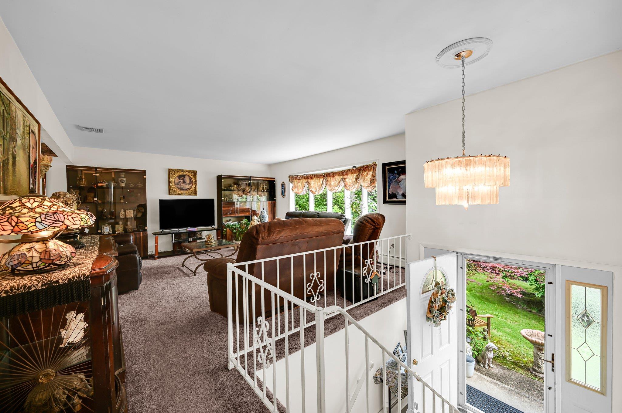 10 Catawba Drive, West Nyack, New York image 3