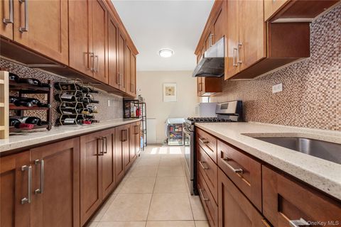 Vacant Land For Sale - 33-07 91 St Street #3K<br/> Jackson Heights, NY 11372