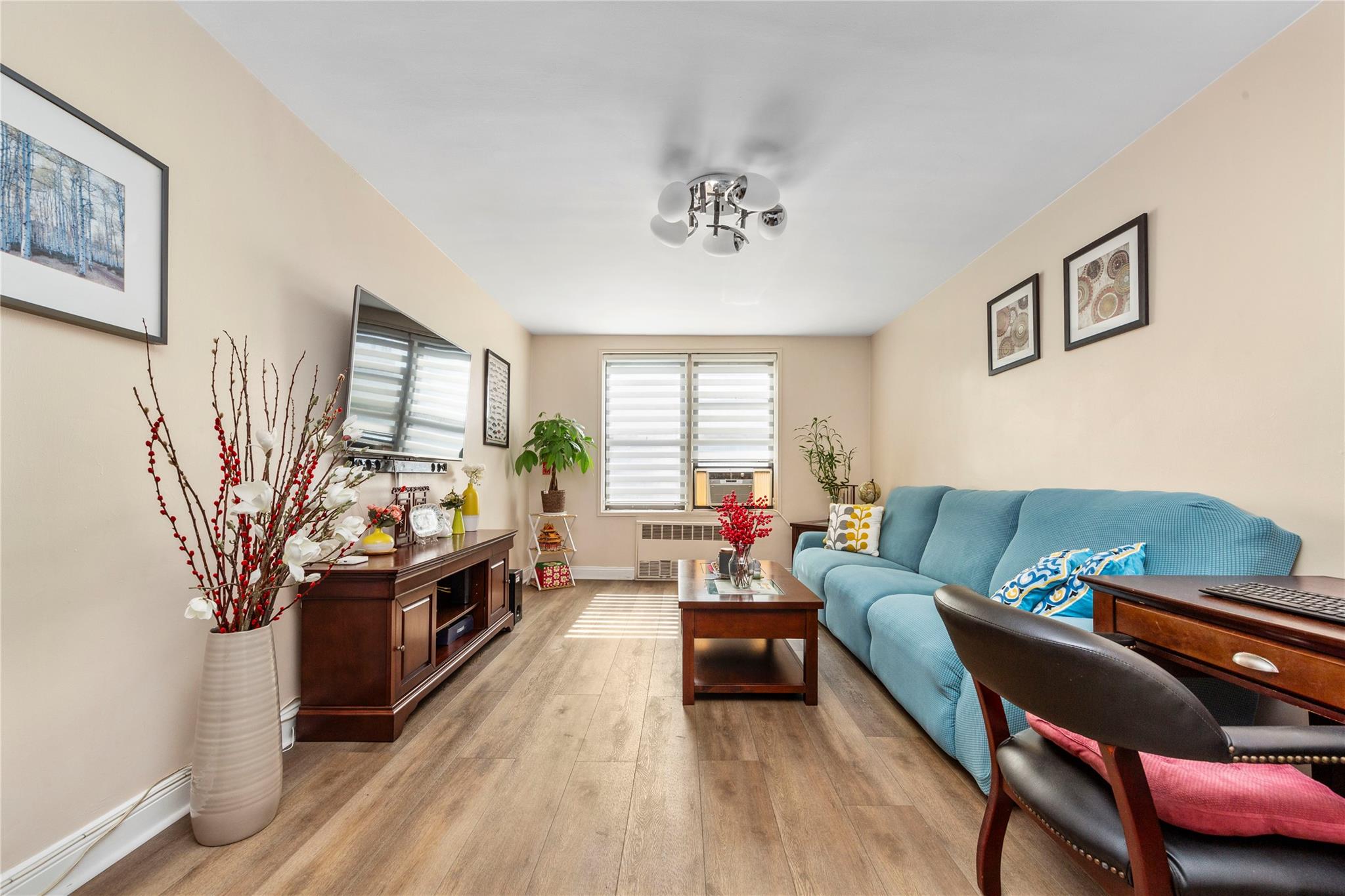 33-07 91 st Street 3K