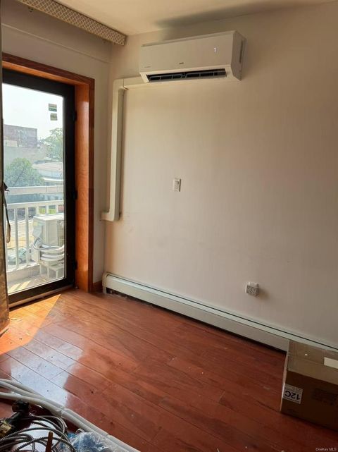 84-09 Queens Boulevard Unit 4B, Elmhurst, NY 11373 - MLS#: L3582706