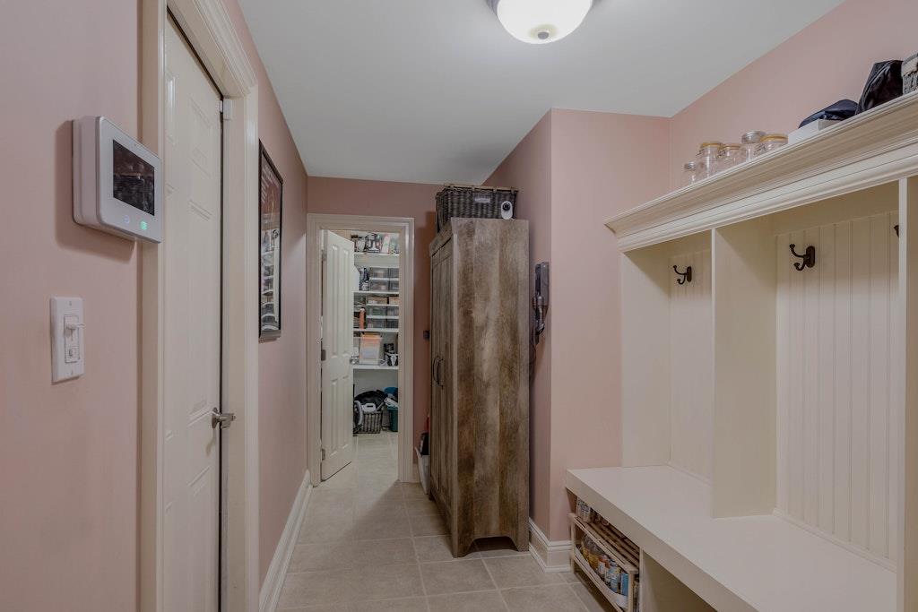 48 Hildreth Avenue, Huntington, New York image 17