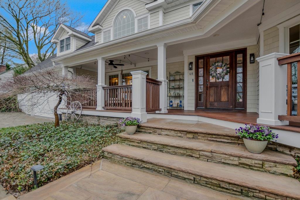 48 Hildreth Avenue, Huntington, New York image 3