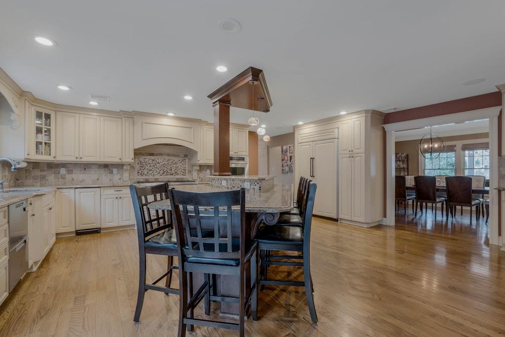 48 Hildreth Avenue, Huntington, New York image 11