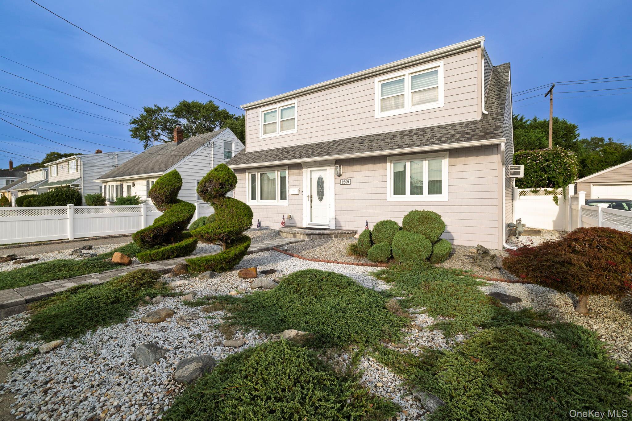 2569 Wantagh Avenue