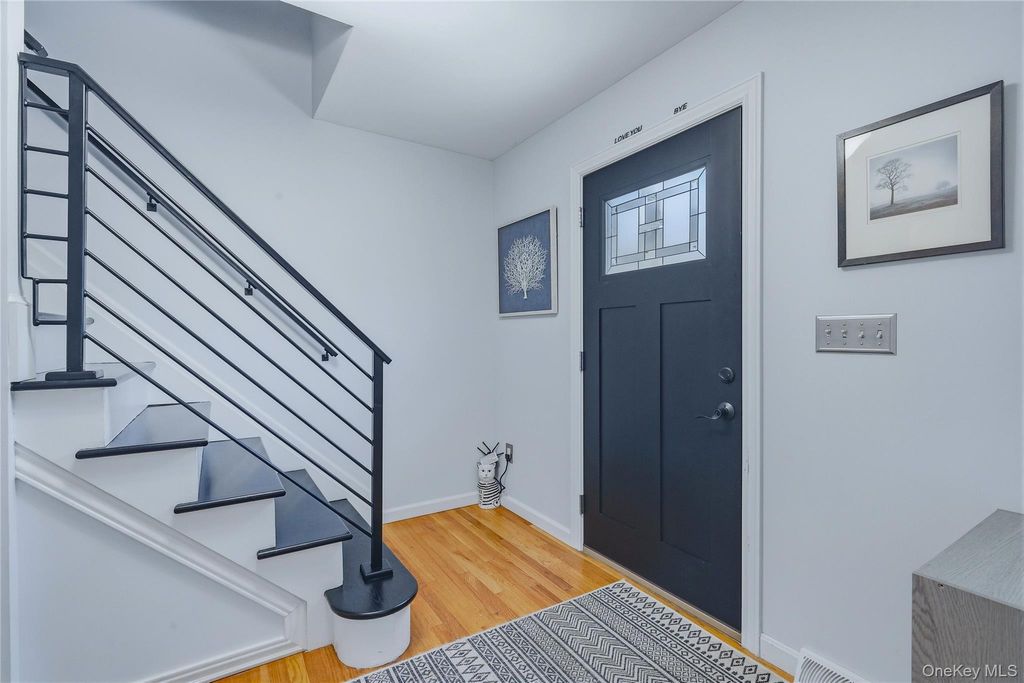 Photo of 5 Virginia Drive, Kingston, NY 12401 (MLS # 1021508)