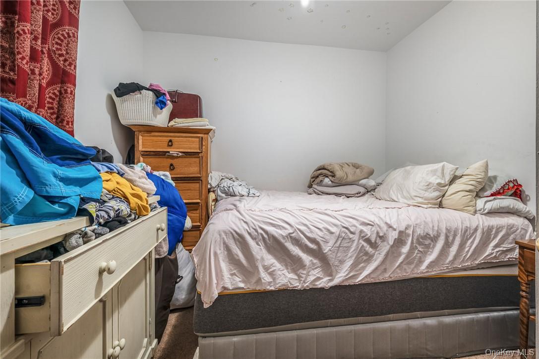 Thornwood, New York 10594, United States, 3 Bedrooms Bedrooms, ,2 BathroomsBathrooms,Residential,Active,15893