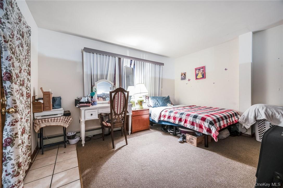 Thornwood, New York 10594, United States, 3 Bedrooms Bedrooms, ,2 BathroomsBathrooms,Residential,Active,15893