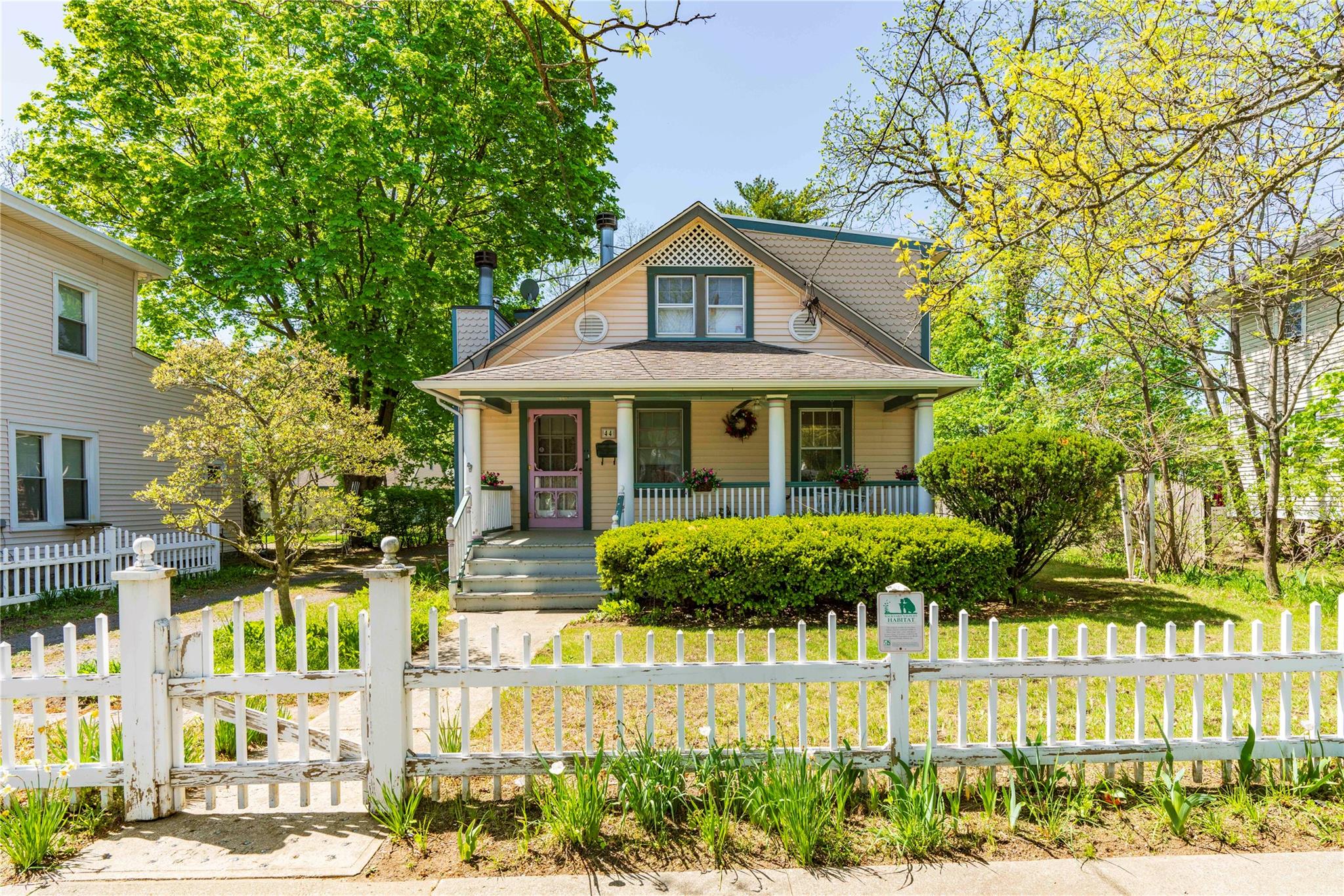 44 Jackson Street, Fishkill, New York image 1