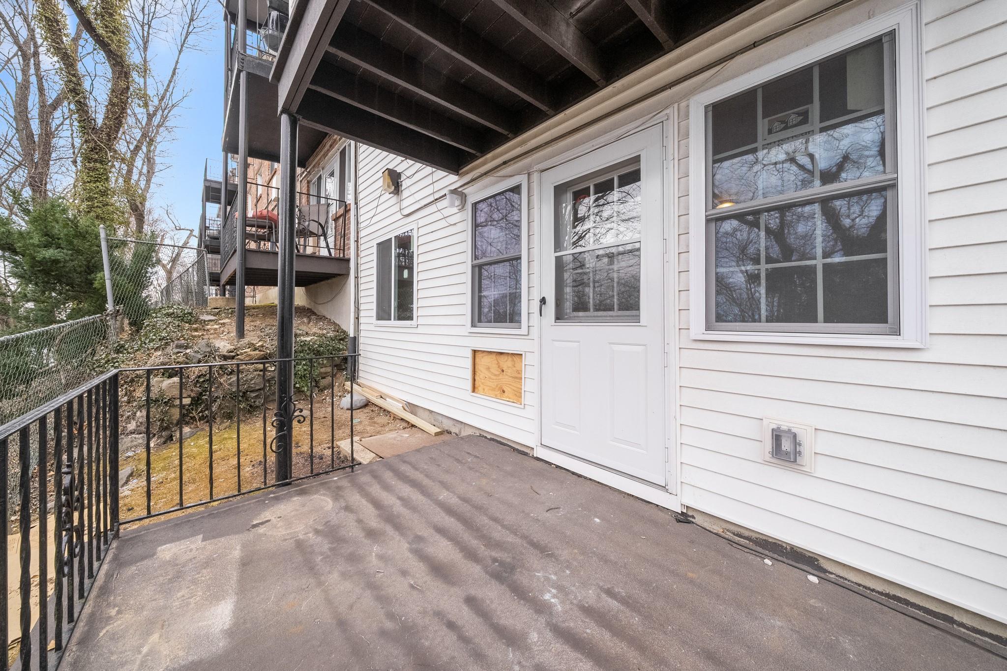 616 Woodland Hills Road, White Plains, New York image 19