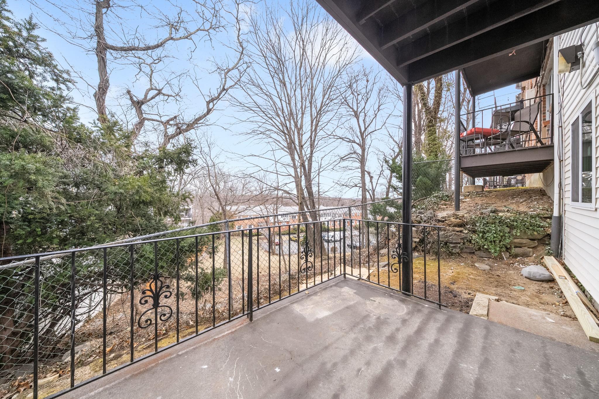616 Woodland Hills Road, White Plains, New York image 18