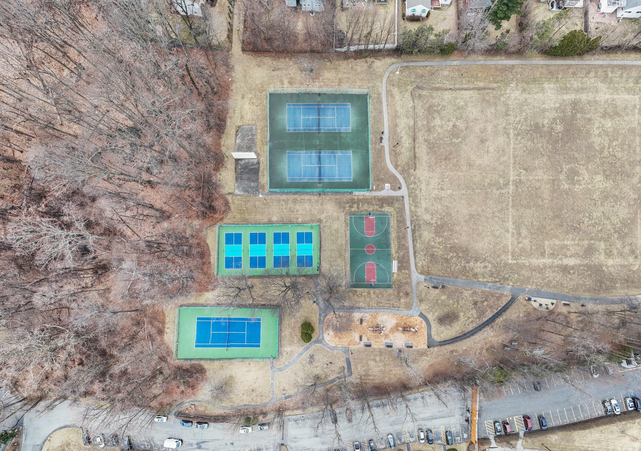 616 Woodland Hills Road, White Plains, New York image 23