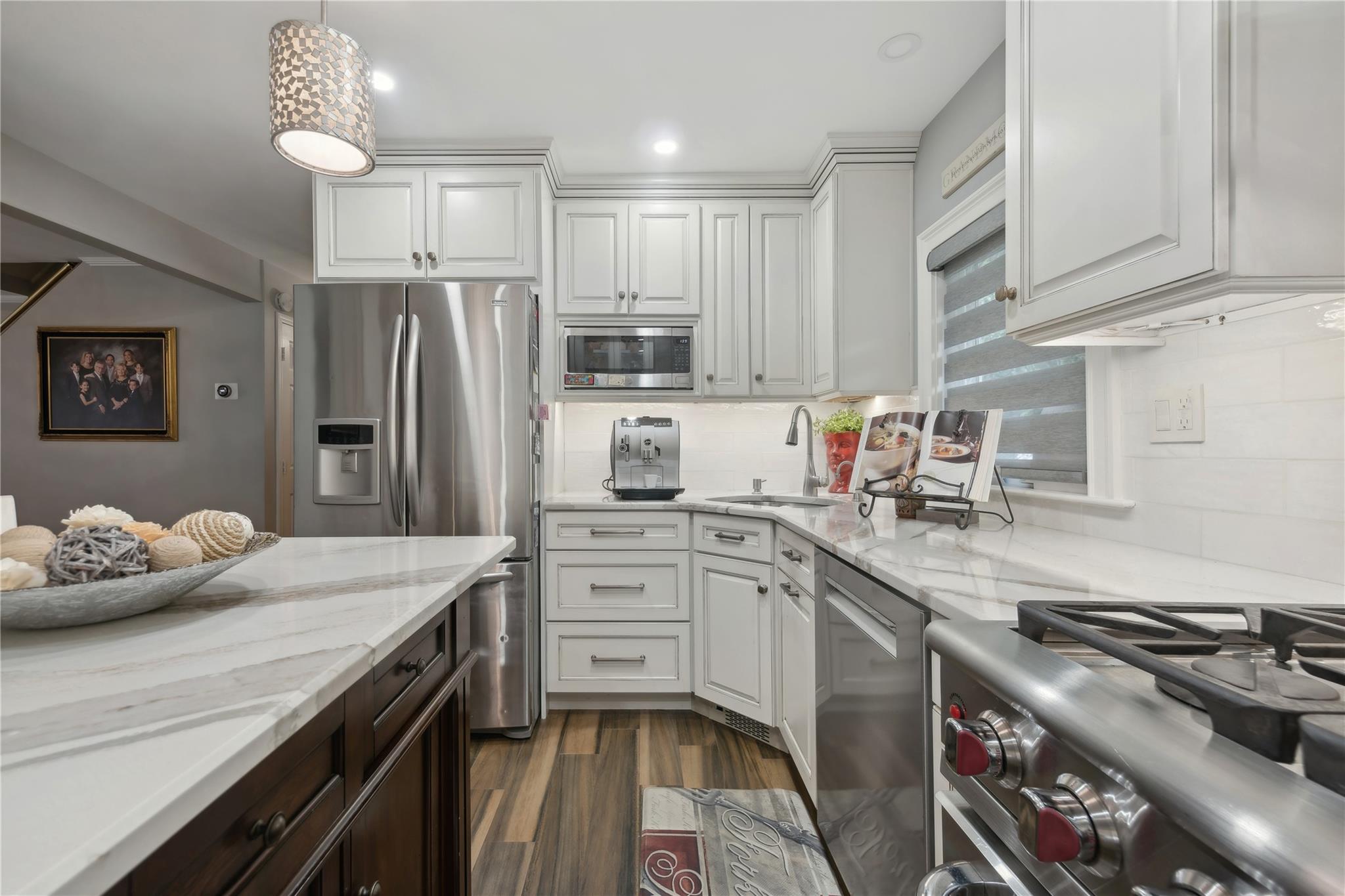 260 Water Lane, Wantagh, New York image 5