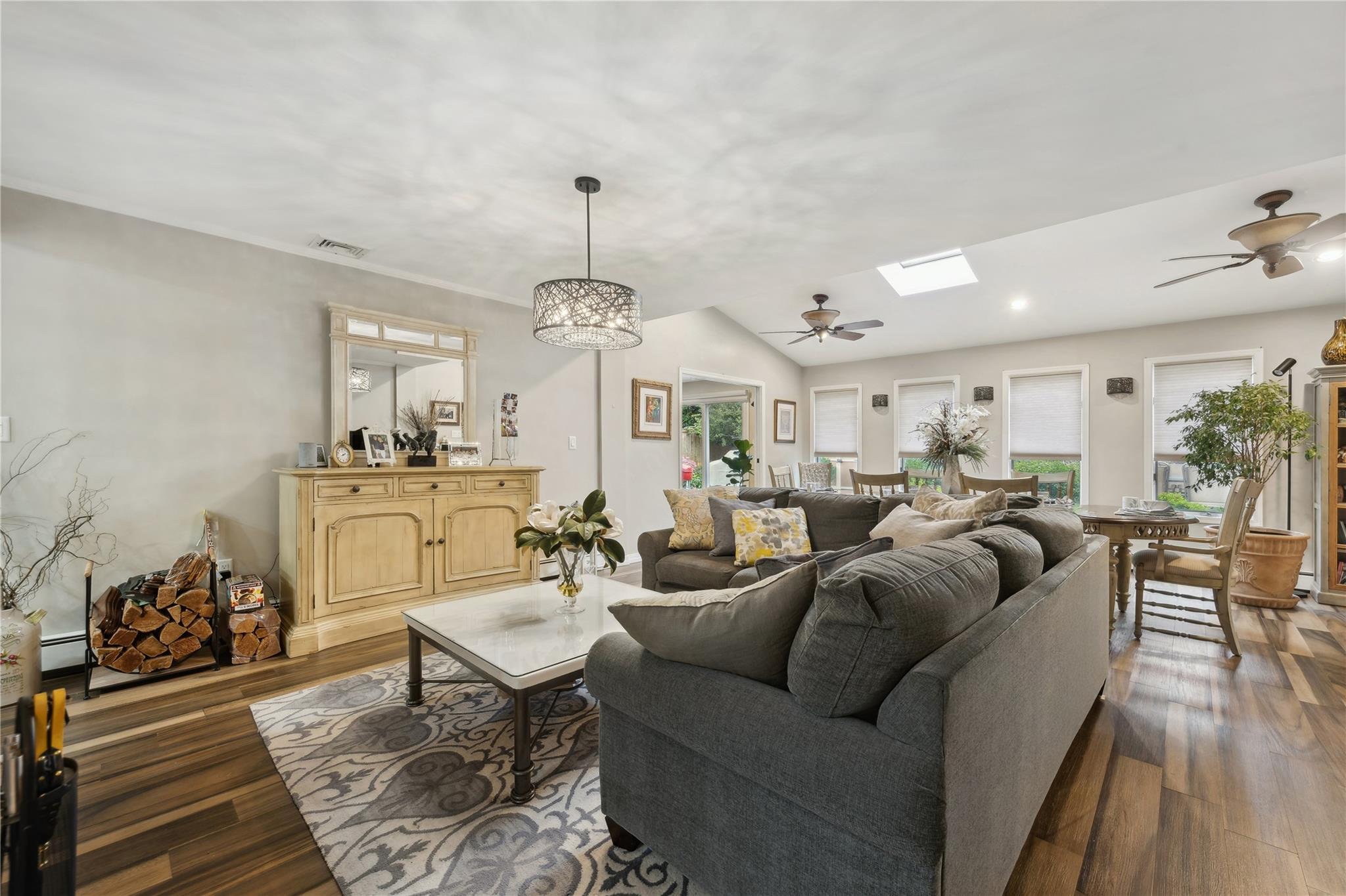 260 Water Lane, Wantagh, New York image 13