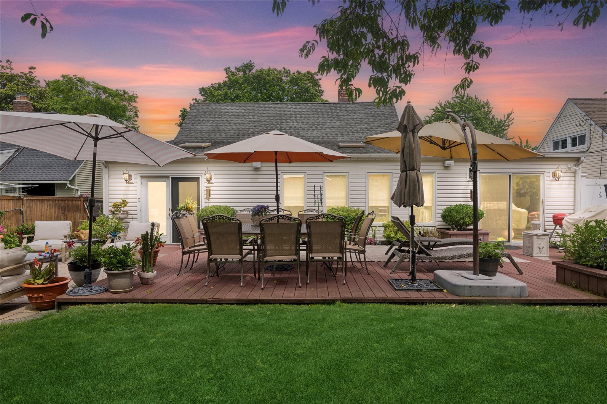 260 Water Lane, Wantagh, New York image 25