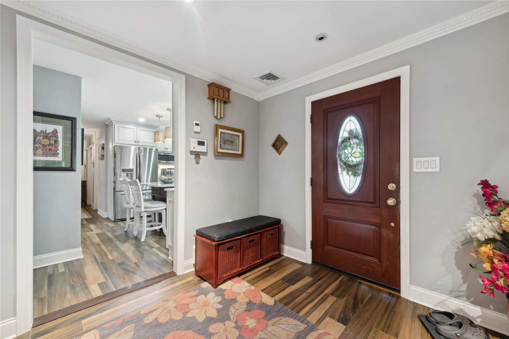 260 Water Lane, Wantagh, New York image 3