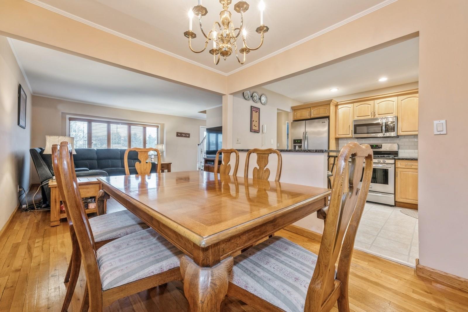 3574 Sarah Drive, Wantagh, New York image 8