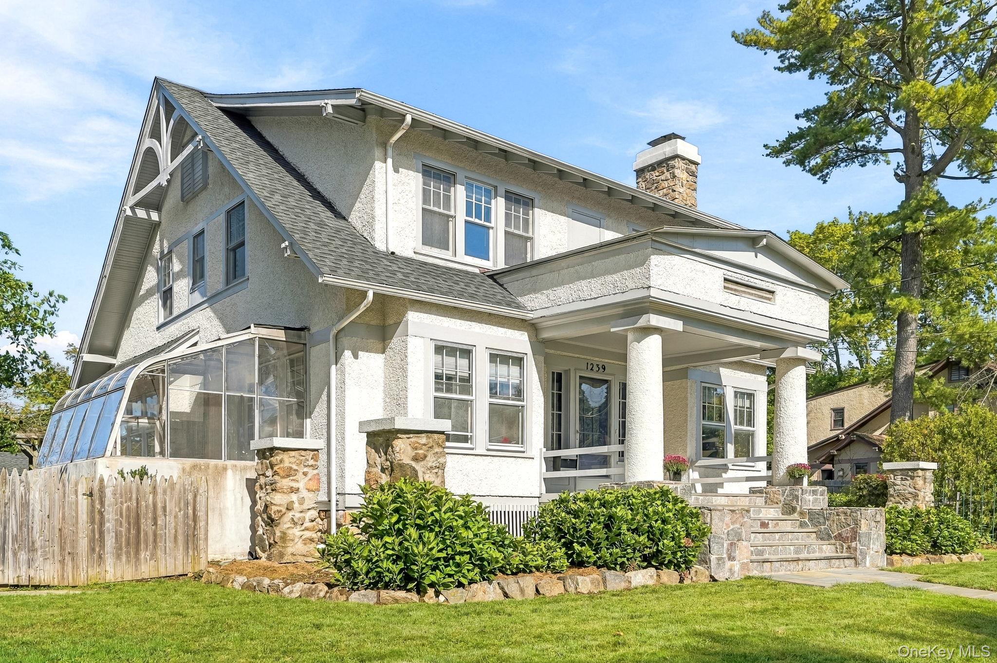 1239 Post Road